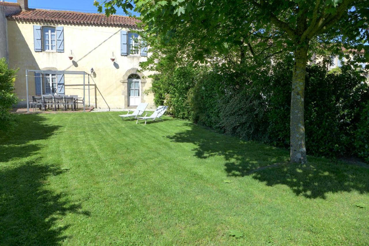 La Frapperie Villa Beaurepaire  Exterior photo